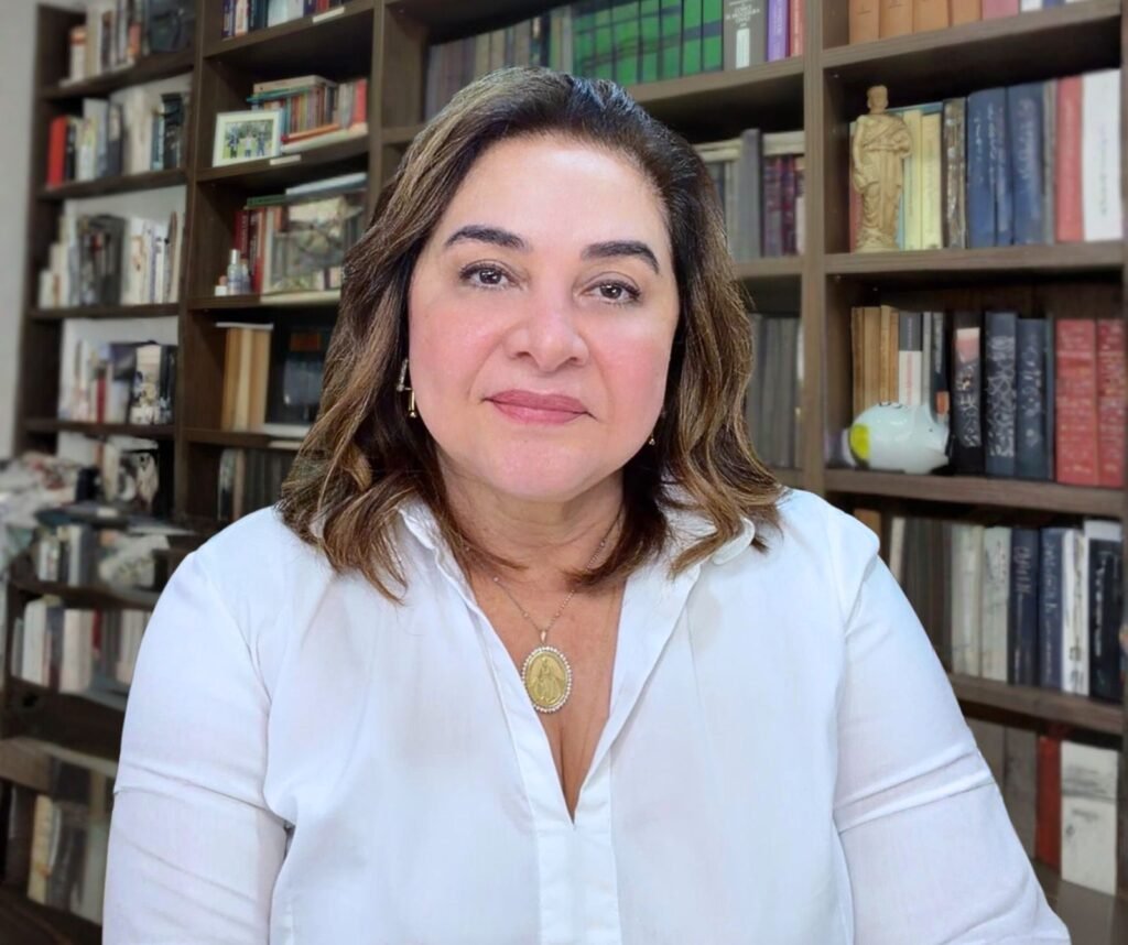 Professora Maria do Carmo avalia movimentações da velha política e diz: ‘Não nasci para fazer parte do sistema’